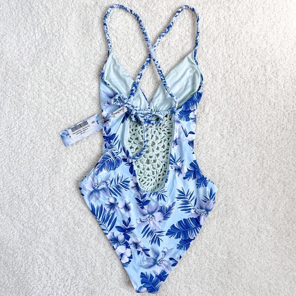 NWT Frankie’s Bikinis Poppy One Piece Hawaiian Mist Cheeky Size Small - Picture 8 of 15